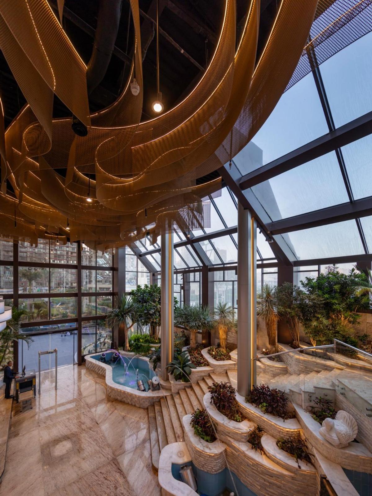 Mirage Hotel & Conference Center Александрия Экстерьер фото The Sky Garden
